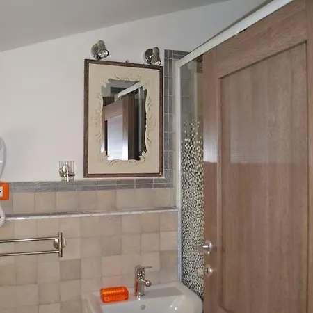 La Maga Del 2* סקאנו