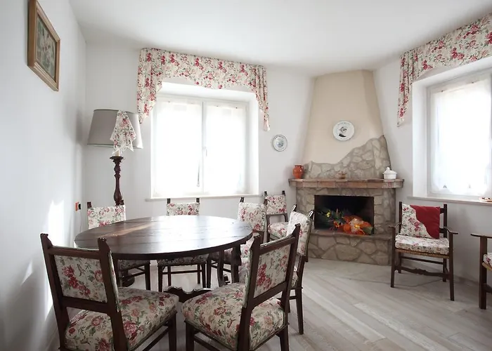 La Maga Del Πανσιόν 2*